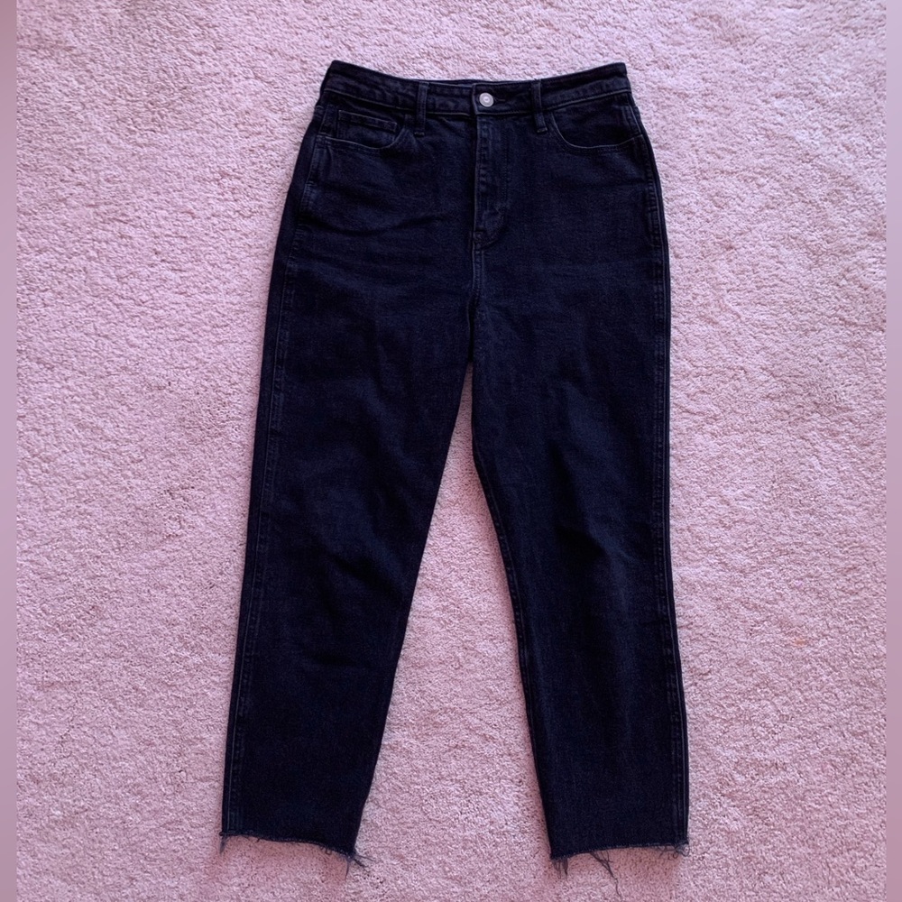 Hollister Women Ultra High-Rise Black Mom Jean